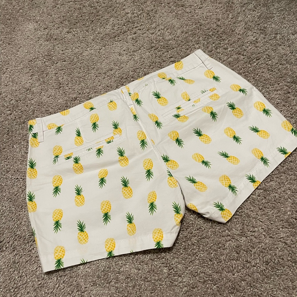 Old Navy Shorts - Picture 2 of 3
